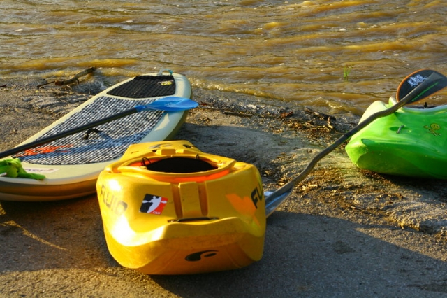 Kayak y paddling kayak